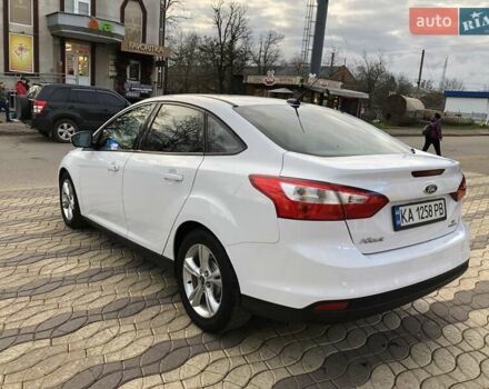 Белый Форд Фокус, объемом двигателя 2 л и пробегом 171 тыс. км за 7499 $, фото 3 на Automoto.ua