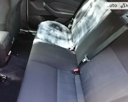Білий Форд Фокус, об'ємом двигуна 2 л та пробігом 130 тис. км за 9000 $, фото 4 на Automoto.ua