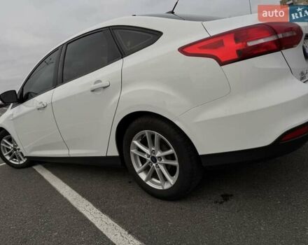 Белый Форд Фокус, объемом двигателя 2 л и пробегом 205 тыс. км за 8300 $, фото 39 на Automoto.ua