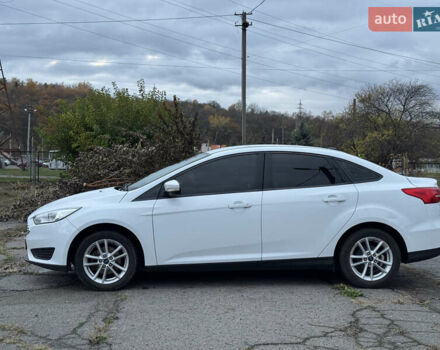 Форд Фокус 2015 в Полтаве на Automoto.ua Белый Форд Фокус, объемом двигателя 2 л и пробегом 345 тыс. км за 9800 $, фото 1 на Automoto.ua