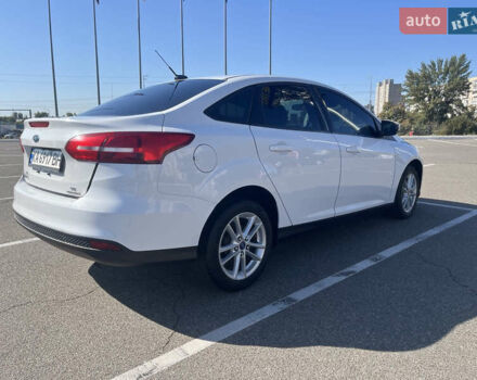 Белый Форд Фокус, объемом двигателя 2 л и пробегом 188 тыс. км за 6900 $, фото 3 на Automoto.ua