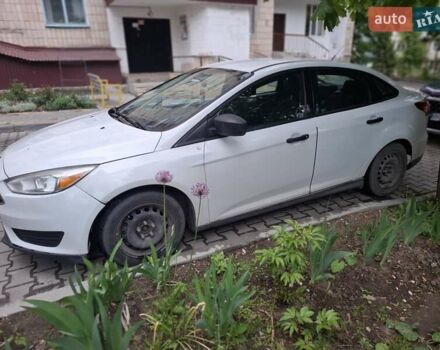 Білий Форд Фокус, об'ємом двигуна 2 л та пробігом 174 тис. км за 6500 $, фото 3 на Automoto.ua