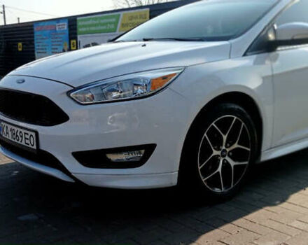 Білий Форд Фокус, об'ємом двигуна 2 л та пробігом 195 тис. км за 8999 $, фото 1 на Automoto.ua