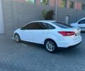 Білий Форд Фокус, об'ємом двигуна 2 л та пробігом 208 тис. км за 7500 $, фото 4 на Automoto.ua