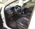 Білий Форд Фокус, об'ємом двигуна 2 л та пробігом 86 тис. км за 8200 $, фото 1 на Automoto.ua