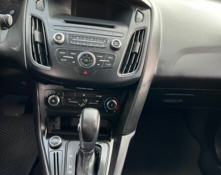 Білий Форд Фокус, об'ємом двигуна 2 л та пробігом 155 тис. км за 6999 $, фото 11 на Automoto.ua