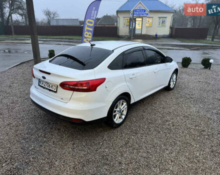 Белый Форд Фокус, объемом двигателя 2 л и пробегом 223 тыс. км за 8000 $, фото 5 на Automoto.ua