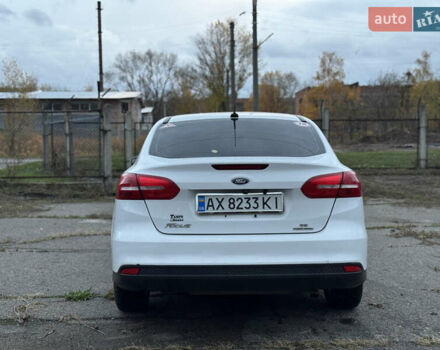 Форд Фокус 2015 в Полтаве на Automoto.ua Белый Форд Фокус, объемом двигателя 2 л и пробегом 345 тыс. км за 9800 $, фото 5 на Automoto.ua