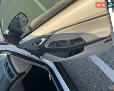 Белый Форд Фокус, объемом двигателя 2 л и пробегом 188 тыс. км за 6900 $, фото 26 на Automoto.ua