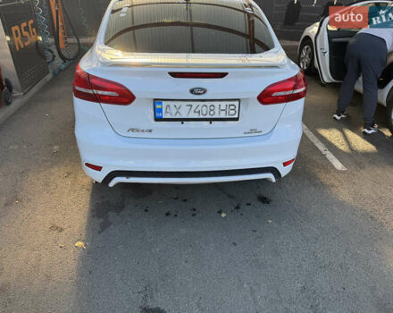 Белый Форд Фокус, объемом двигателя 2 л и пробегом 125 тыс. км за 8900 $, фото 4 на Automoto.ua