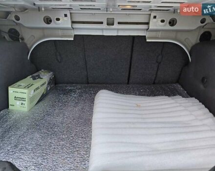 Белый Форд Фокус, объемом двигателя 2 л и пробегом 155 тыс. км за 8500 $, фото 15 на Automoto.ua