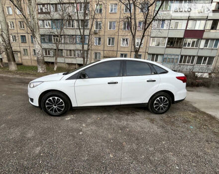 Белый Форд Фокус, объемом двигателя 2 л и пробегом 161 тыс. км за 8300 $, фото 8 на Automoto.ua