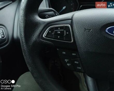 Белый Форд Фокус, объемом двигателя 2 л и пробегом 169 тыс. км за 8500 $, фото 20 на Automoto.ua