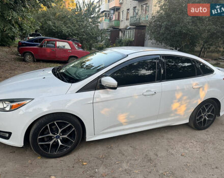 Белый Форд Фокус, объемом двигателя 2 л и пробегом 125 тыс. км за 8900 $, фото 16 на Automoto.ua
