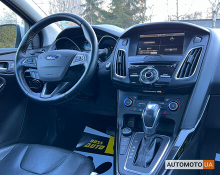 Форд Фокус 2015 в Львове на Automoto.ua Белый Форд Фокус, объемом двигателя 2 л и пробегом 53 тыс. км за 9900 $, фото 12 на Automoto.ua