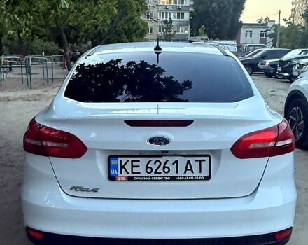 Белый Форд Фокус, объемом двигателя 2 л и пробегом 150 тыс. км за 7500 $, фото 1 на Automoto.ua