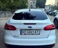 Белый Форд Фокус, объемом двигателя 2 л и пробегом 150 тыс. км за 7500 $, фото 1 на Automoto.ua