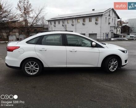 Белый Форд Фокус, объемом двигателя 2 л и пробегом 169 тыс. км за 8500 $, фото 9 на Automoto.ua