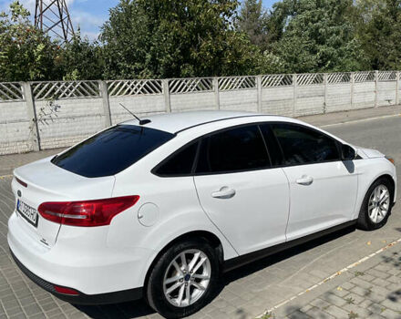 Белый Форд Фокус, объемом двигателя 2 л и пробегом 195 тыс. км за 8222 $, фото 18 на Automoto.ua