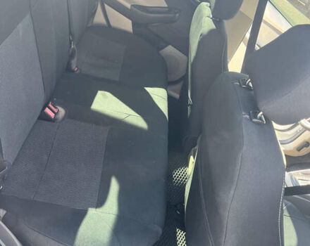 Белый Форд Фокус, объемом двигателя 2 л и пробегом 188 тыс. км за 6900 $, фото 24 на Automoto.ua