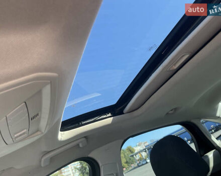 Белый Форд Фокус, объемом двигателя 2 л и пробегом 188 тыс. км за 6900 $, фото 15 на Automoto.ua