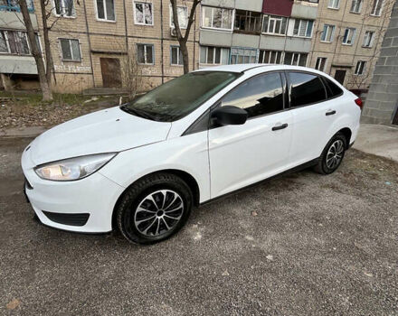 Белый Форд Фокус, объемом двигателя 2 л и пробегом 161 тыс. км за 8300 $, фото 11 на Automoto.ua