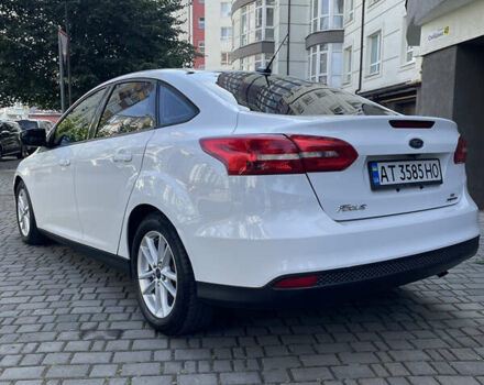 Белый Форд Фокус, объемом двигателя 2 л и пробегом 195 тыс. км за 8222 $, фото 9 на Automoto.ua