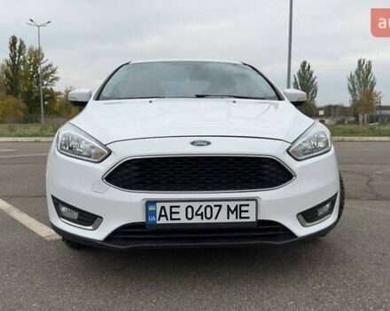 Форд Фокус 2015 в Кривом Роге на Automoto.ua Белый Форд Фокус, объемом двигателя 2 л и пробегом 109 тыс. км за 8900 $, фото 1 на Automoto.ua