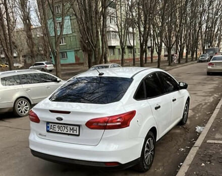 Белый Форд Фокус, объемом двигателя 2 л и пробегом 161 тыс. км за 8300 $, фото 15 на Automoto.ua