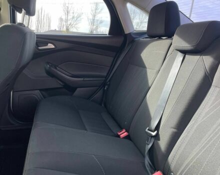 Білий Форд Фокус, об'ємом двигуна 2 л та пробігом 109 тис. км за 8200 $, фото 20 на Automoto.ua