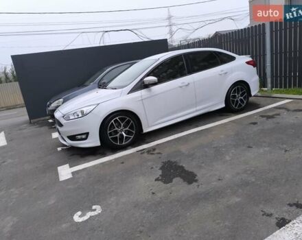Білий Форд Фокус, об'ємом двигуна 2 л та пробігом 130 тис. км за 9000 $, фото 8 на Automoto.ua