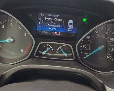 Білий Форд Фокус, об'ємом двигуна 2 л та пробігом 130 тис. км за 9000 $, фото 6 на Automoto.ua