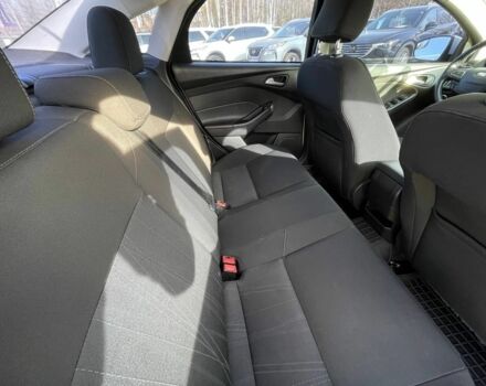 Білий Форд Фокус, об'ємом двигуна 2 л та пробігом 109 тис. км за 8200 $, фото 19 на Automoto.ua