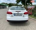 Белый Форд Фокус, объемом двигателя 2 л и пробегом 129 тыс. км за 7350 $, фото 6 на Automoto.ua