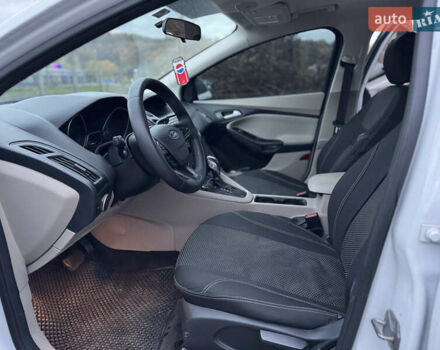 Форд Фокус 2015 в Полтаве на Automoto.ua Белый Форд Фокус, объемом двигателя 2 л и пробегом 345 тыс. км за 9800 $, фото 9 на Automoto.ua