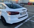 Білий Форд Фокус, об'ємом двигуна 2 л та пробігом 198 тис. км за 8000 $, фото 1 на Automoto.ua