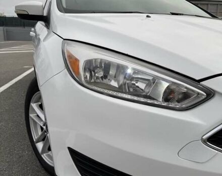 Белый Форд Фокус, объемом двигателя 2 л и пробегом 205 тыс. км за 8300 $, фото 8 на Automoto.ua