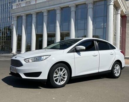 Белый Форд Фокус, объемом двигателя 2 л и пробегом 206 тыс. км за 8800 $, фото 6 на Automoto.ua