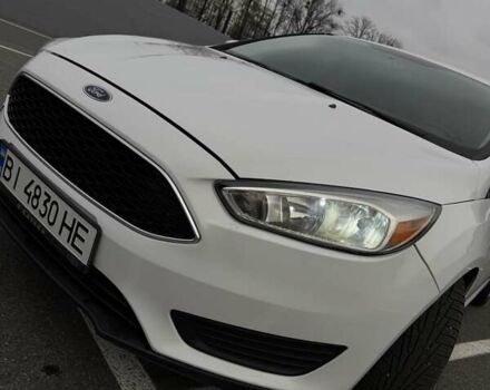 Белый Форд Фокус, объемом двигателя 2 л и пробегом 205 тыс. км за 8300 $, фото 13 на Automoto.ua