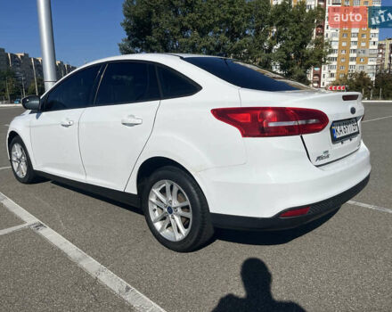 Белый Форд Фокус, объемом двигателя 2 л и пробегом 188 тыс. км за 6900 $, фото 5 на Automoto.ua