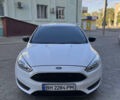 Білий Форд Фокус, об'ємом двигуна 2 л та пробігом 191 тис. км за 8000 $, фото 1 на Automoto.ua