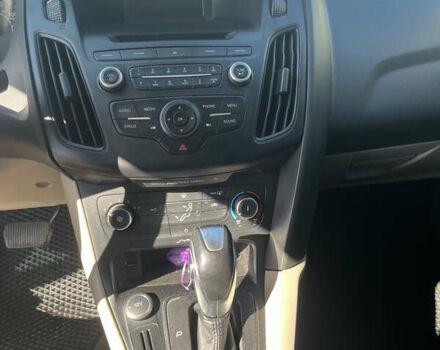 Белый Форд Фокус, объемом двигателя 2 л и пробегом 188 тыс. км за 6900 $, фото 12 на Automoto.ua