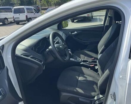 Білий Форд Фокус, об'ємом двигуна 2 л та пробігом 218 тис. км за 8500 $, фото 11 на Automoto.ua