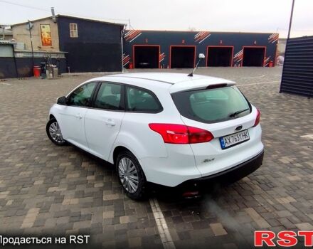 Білий Форд Фокус, об'ємом двигуна 1.6 л та пробігом 163 тис. км за 8699 $, фото 2 на Automoto.ua