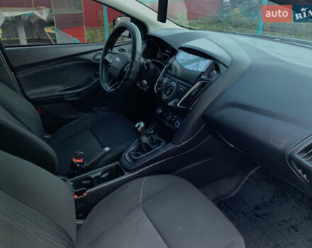 Белый Форд Фокус, объемом двигателя 2 л и пробегом 195 тыс. км за 8200 $, фото 18 на Automoto.ua