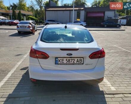 Белый Форд Фокус, объемом двигателя 2 л и пробегом 130 тыс. км за 8500 $, фото 4 на Automoto.ua