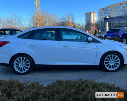 Форд Фокус 2015 в Львове на Automoto.ua Белый Форд Фокус, объемом двигателя 2 л и пробегом 53 тыс. км за 9900 $, фото 7 на Automoto.ua
