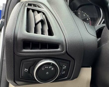 Белый Форд Фокус, объемом двигателя 2 л и пробегом 205 тыс. км за 8300 $, фото 15 на Automoto.ua