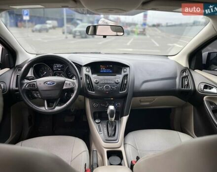 Белый Форд Фокус, объемом двигателя 2 л и пробегом 205 тыс. км за 8300 $, фото 33 на Automoto.ua