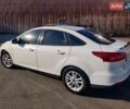 Белый Форд Фокус, объемом двигателя 2 л и пробегом 171 тыс. км за 7900 $, фото 6 на Automoto.ua